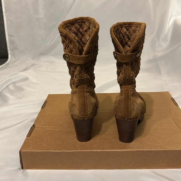 Ugg Lynnea Arroya Weave Chestnut Edgy Clog Ankle Boot - Picture 4 of 8
